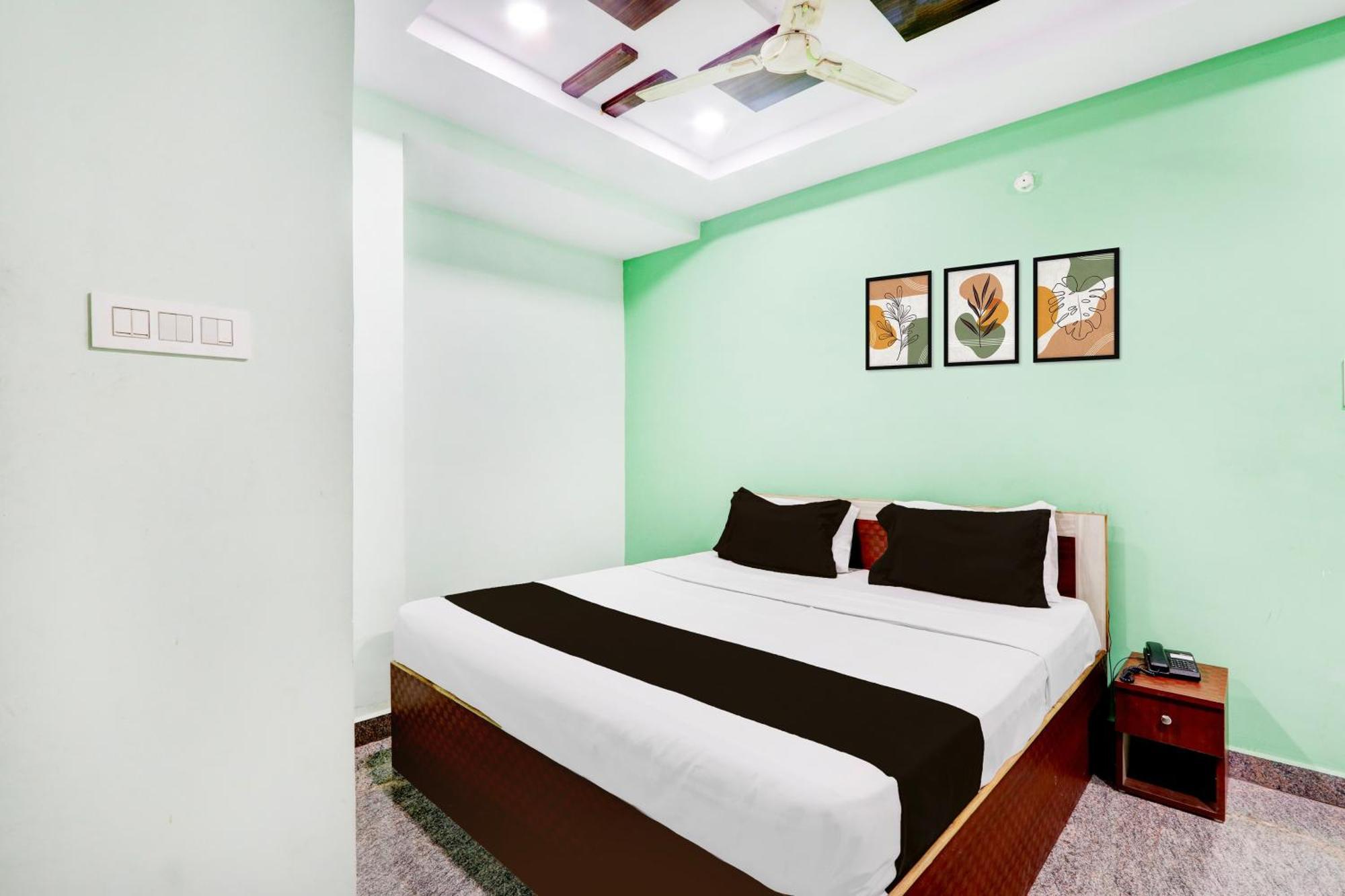 Hotel O Anoos Minarva Haïdarabad Extérieur photo